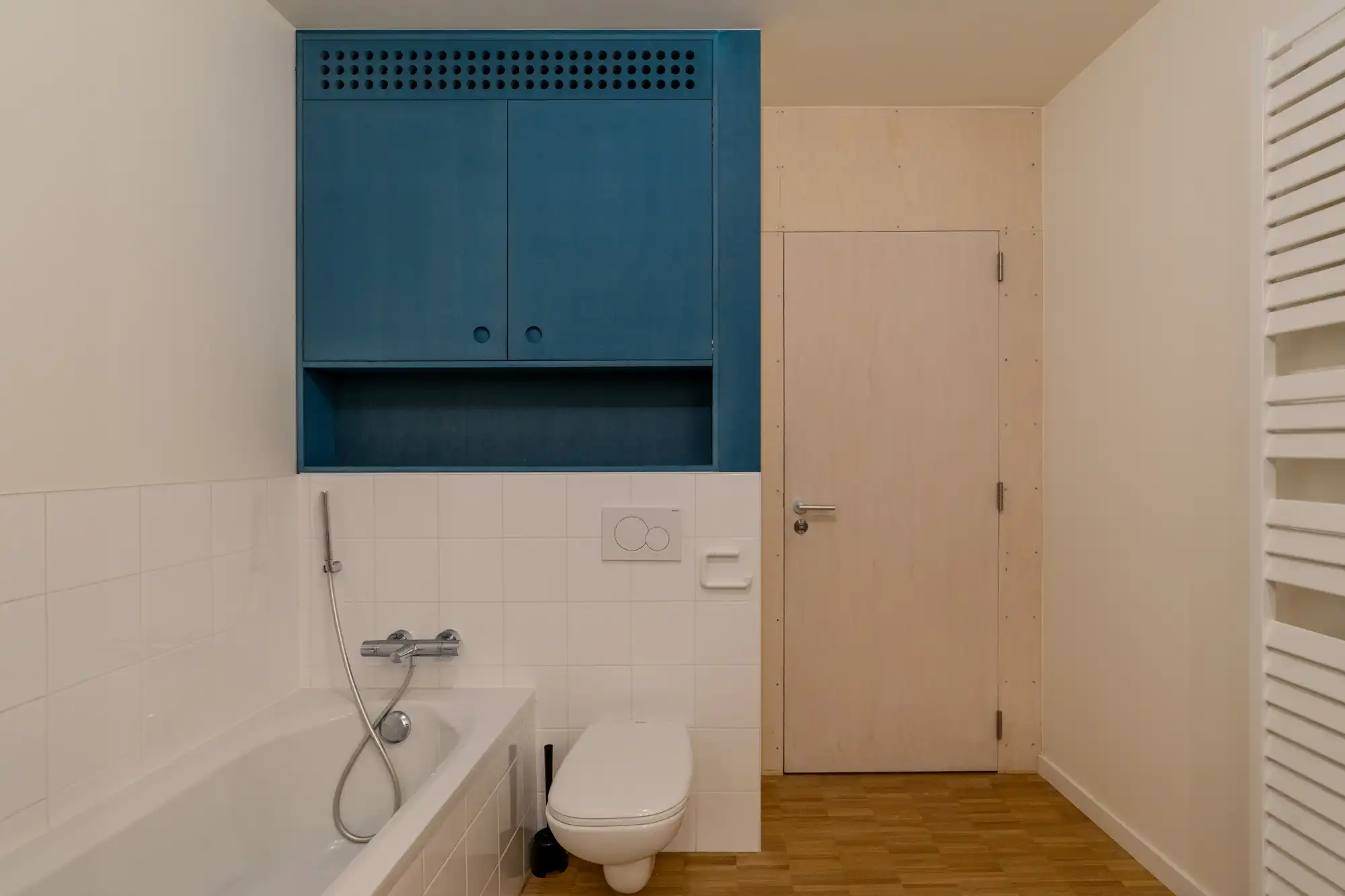 De doordachte gelaagdheid van woning V: Lezze Architecten in Antwerpen-Noord foto 21