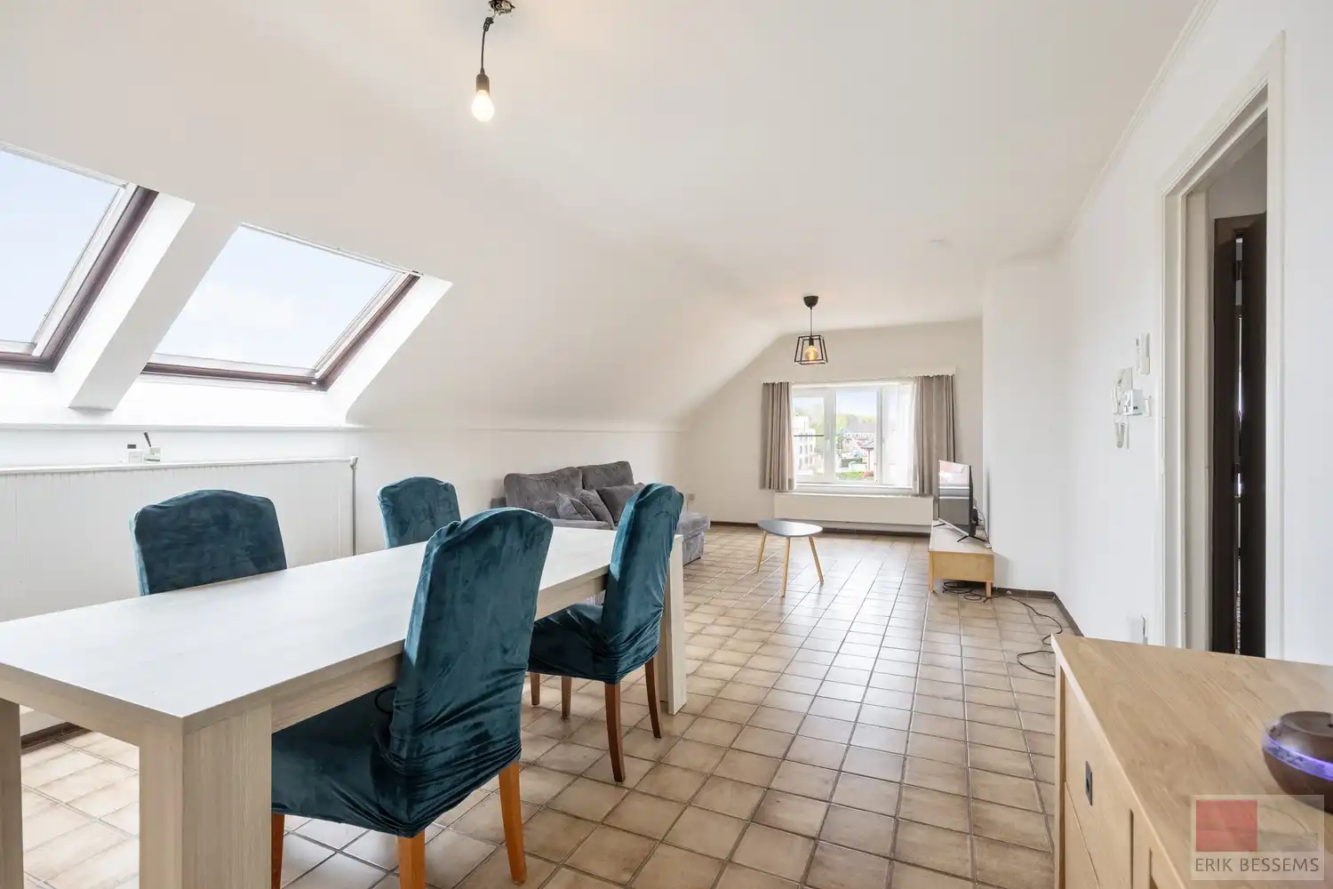 Investeerders opgelet! BUITENKANS - Zeer goed onderhouden opbrengsteigendom met 3 verhuurde entiteiten foto 24