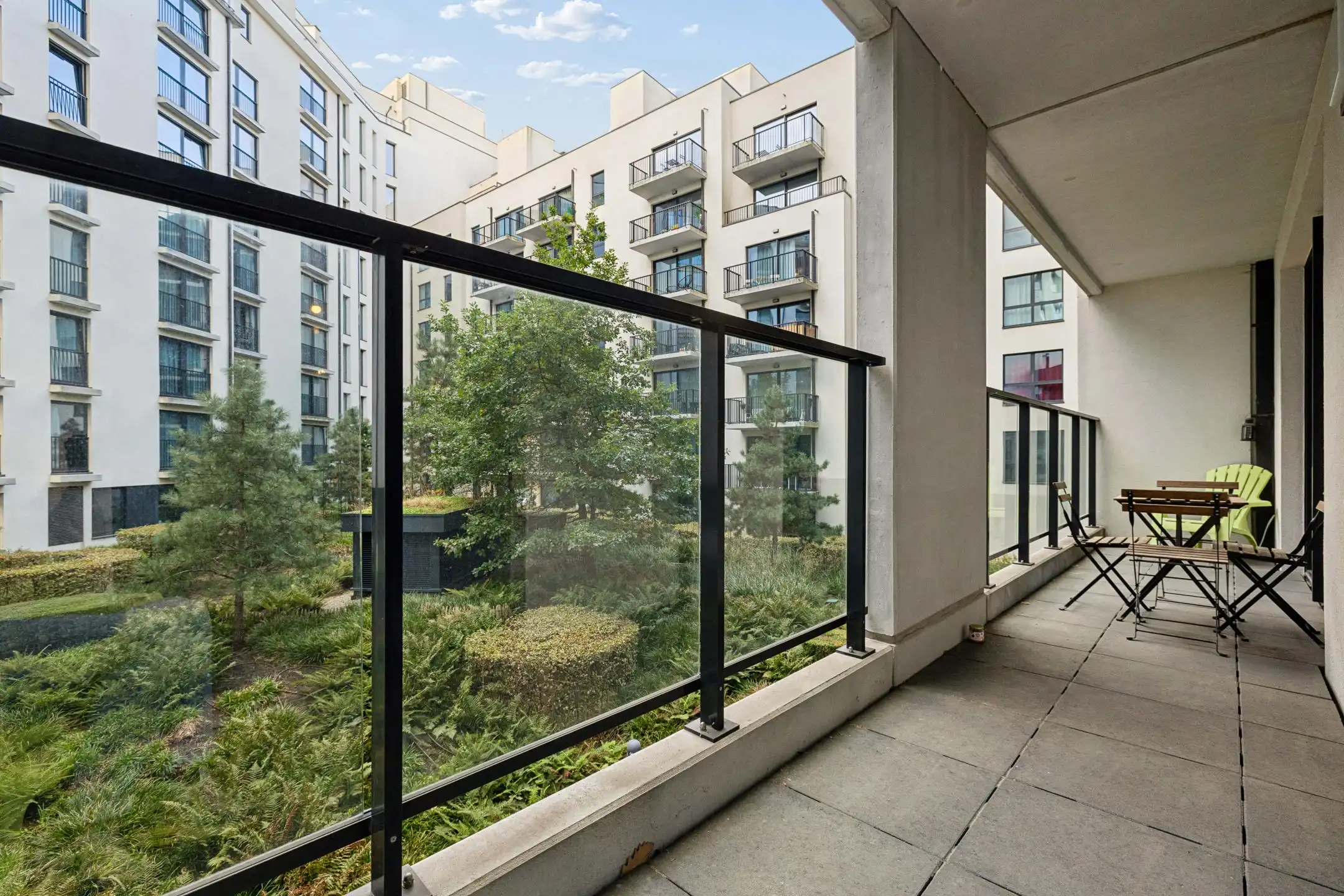 Gemeubileerd appartement met 1 slaapkamer + kelder foto 7
