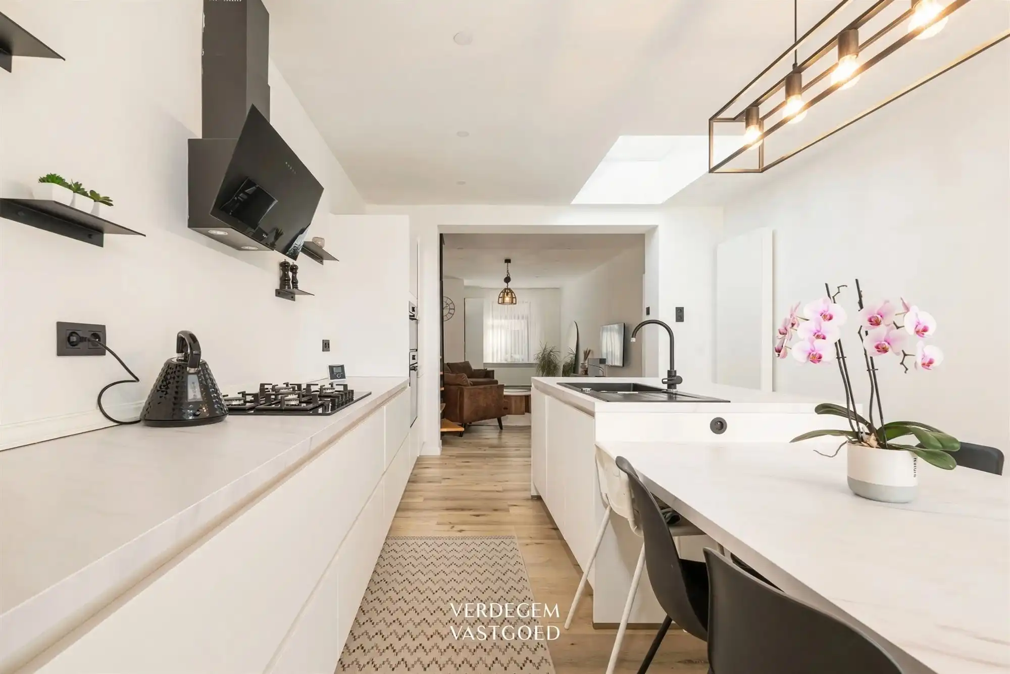 Instapklare en gezellige woning met 3 slaapkamers en fijne buitenplek foto 5