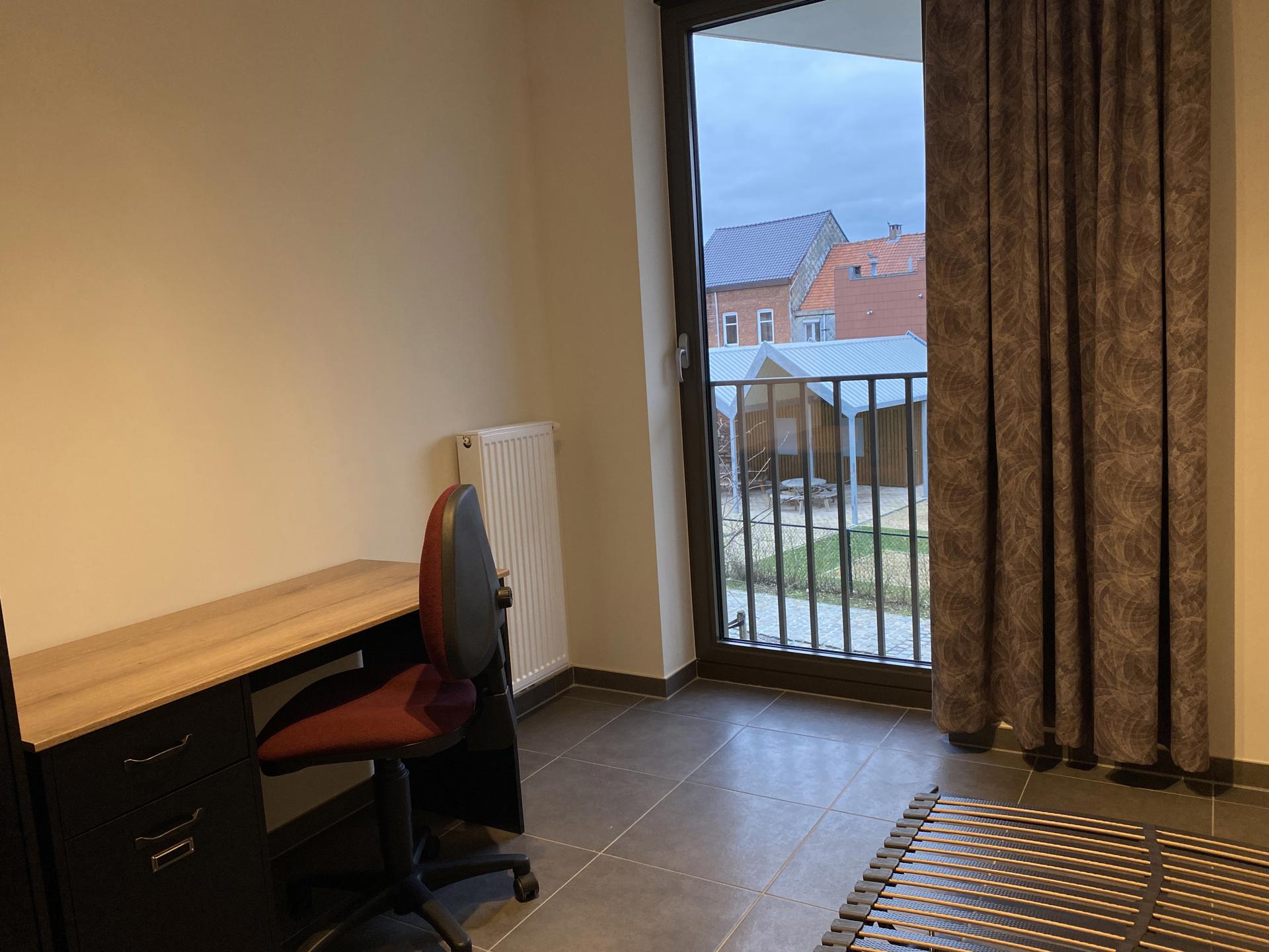 Gemeubeld appartement, rustig gelegen in Sint-Niklaas foto 13