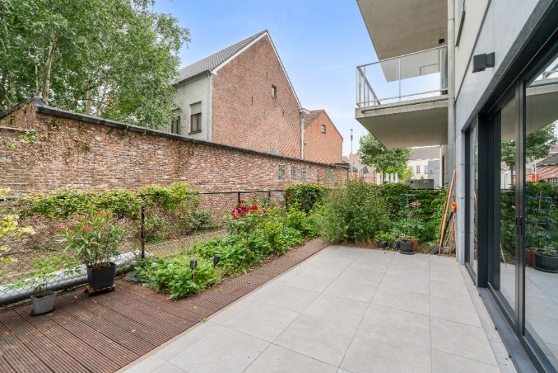 Instapklaar gelijkvloers appartement in het hart van Lokeren! foto 13