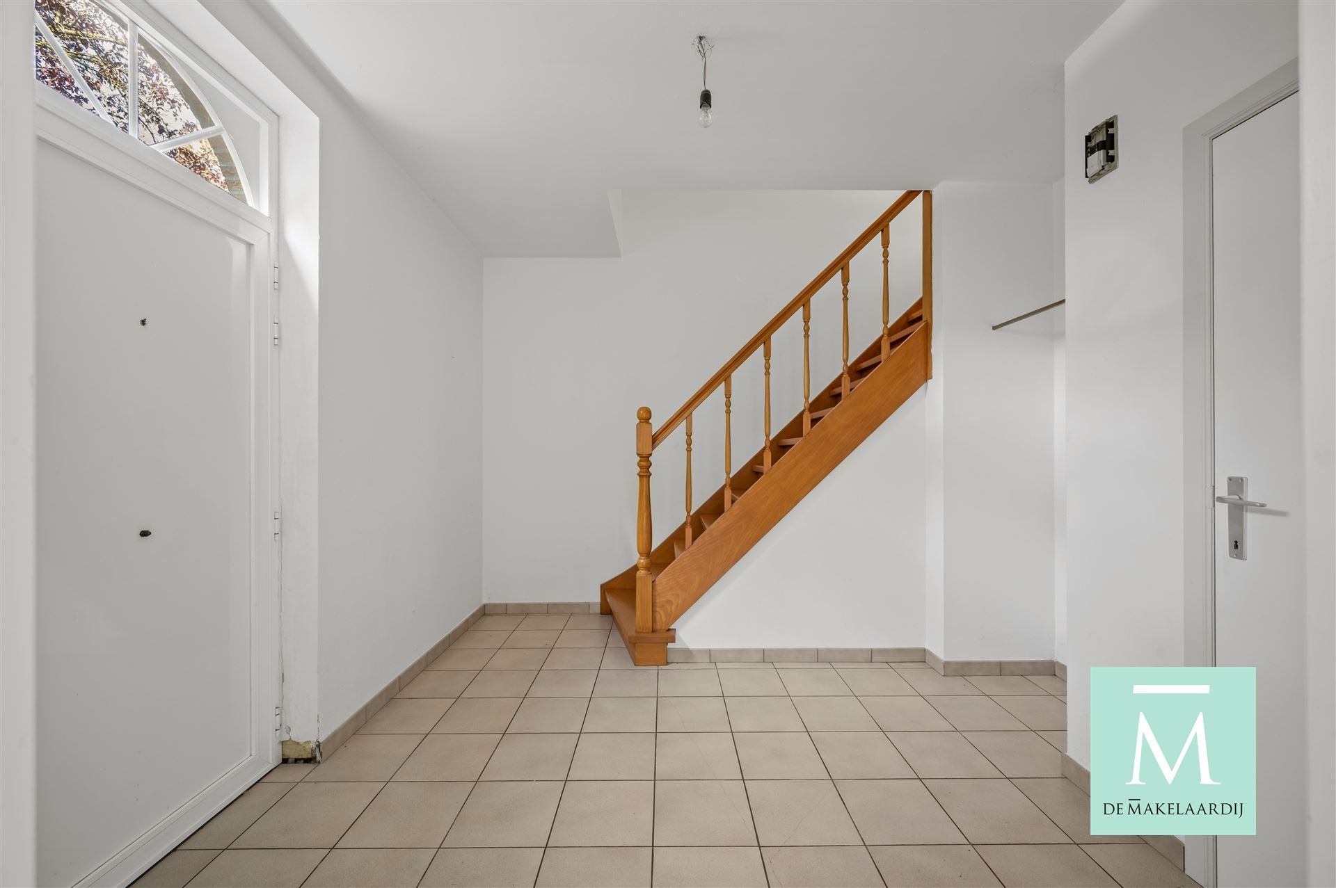 Charmante woning met 3 slaapkamers gelegen in een rustige buurt foto 8