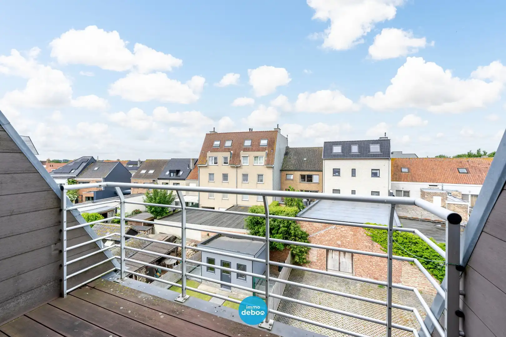 Perfect onderhouden duplex met open zicht vlakbij zee foto 10