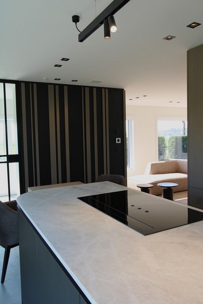 Damme, vlakbij Moerkerke Tot in de puntjes LUXUEUS  gerenoveerde ENERGIEZUINIGE open bebouwing , alles op het gelijkvloers foto 13