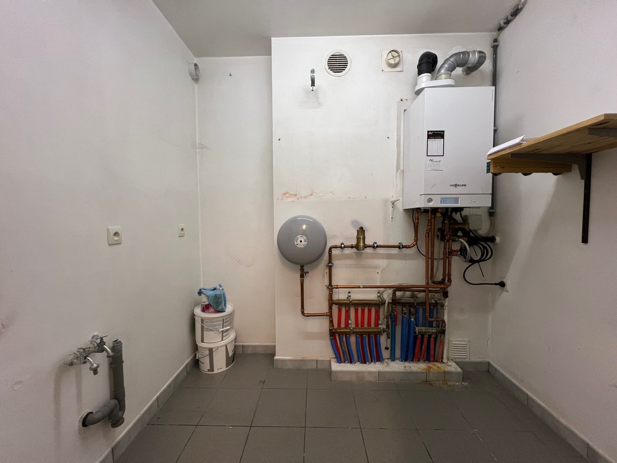Instapklaar en energiezuinig appartement met 2 slaapkamers. foto 9