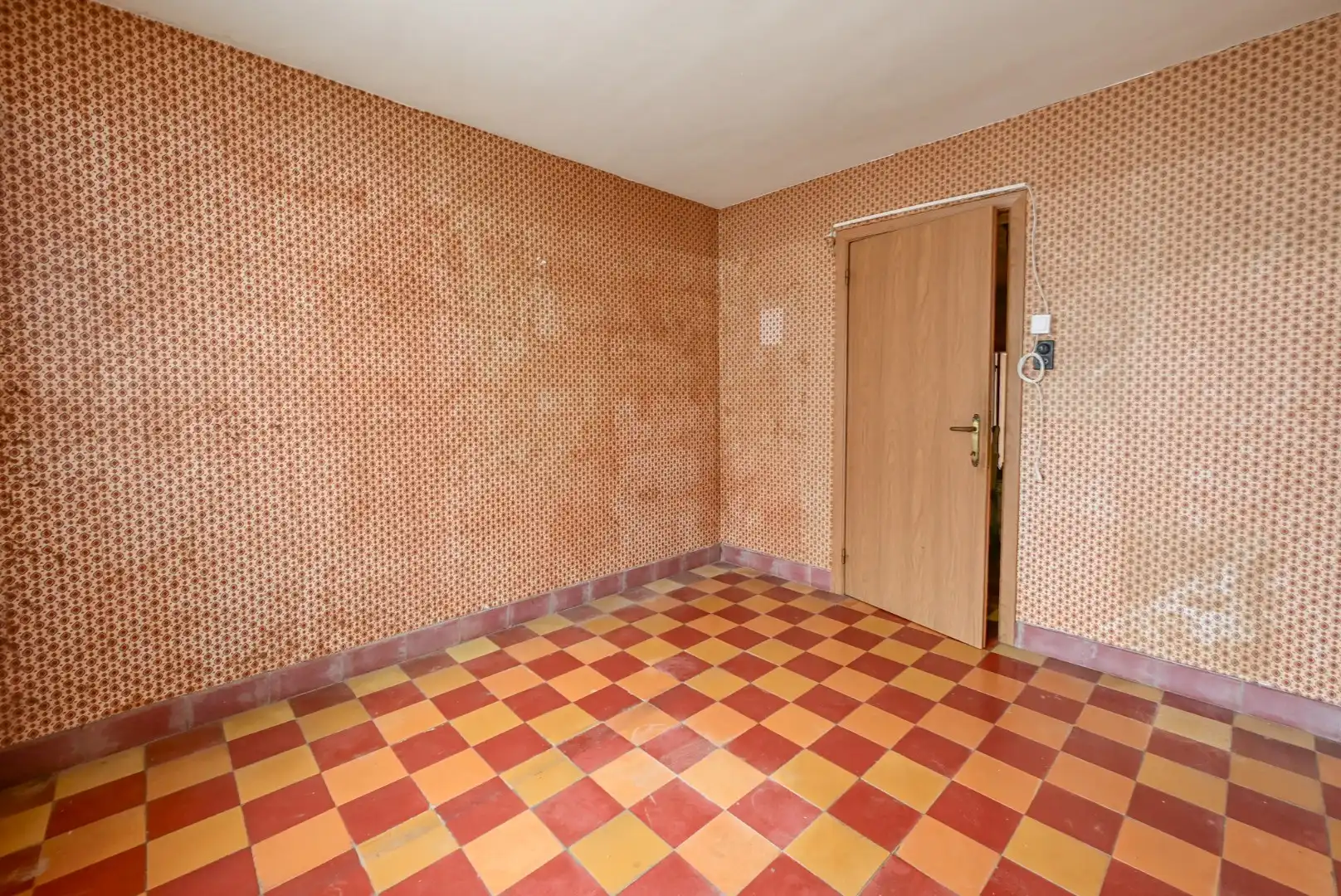 Ruime te renoveren woning met 5 slaapkamers en grote tuin in het centrum van Wingene foto 22