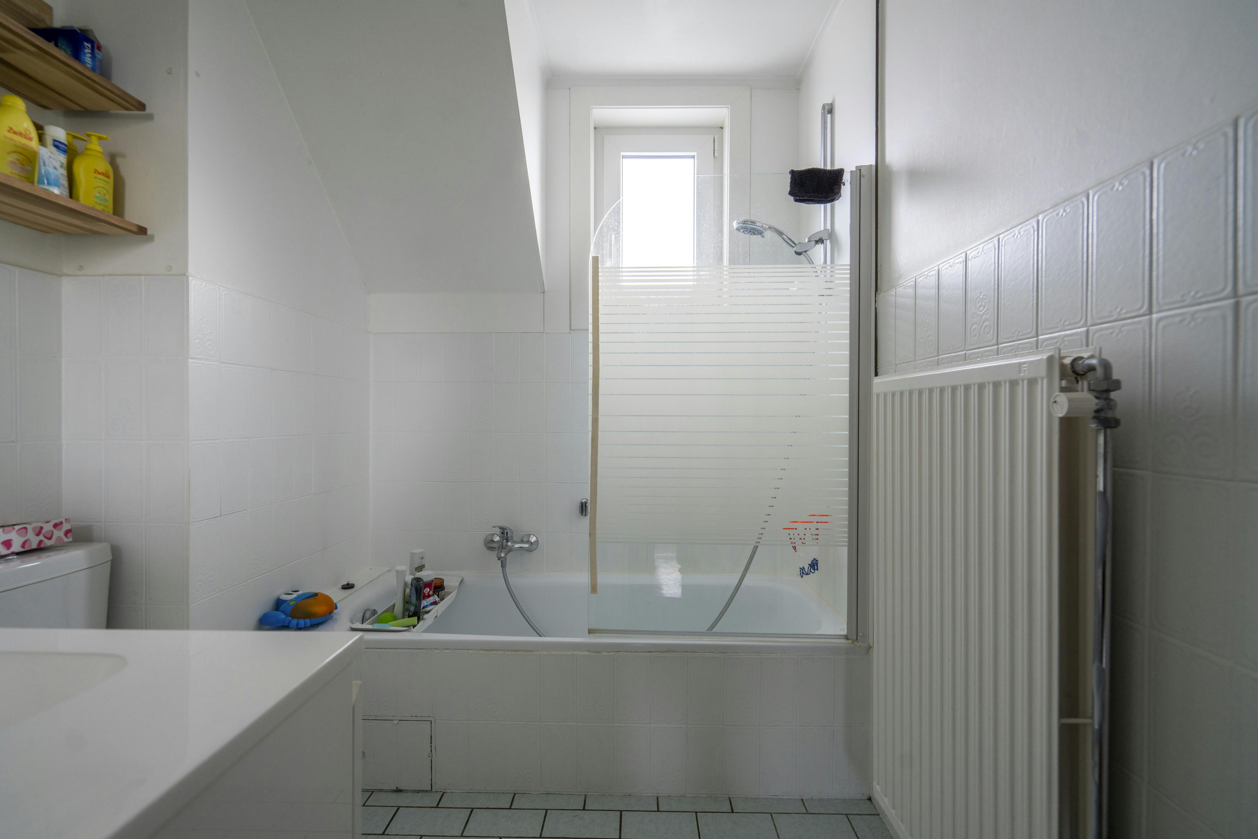 Instapklare bel-etage met 3 slaapkamers woning te koop in Wevelgem foto 10