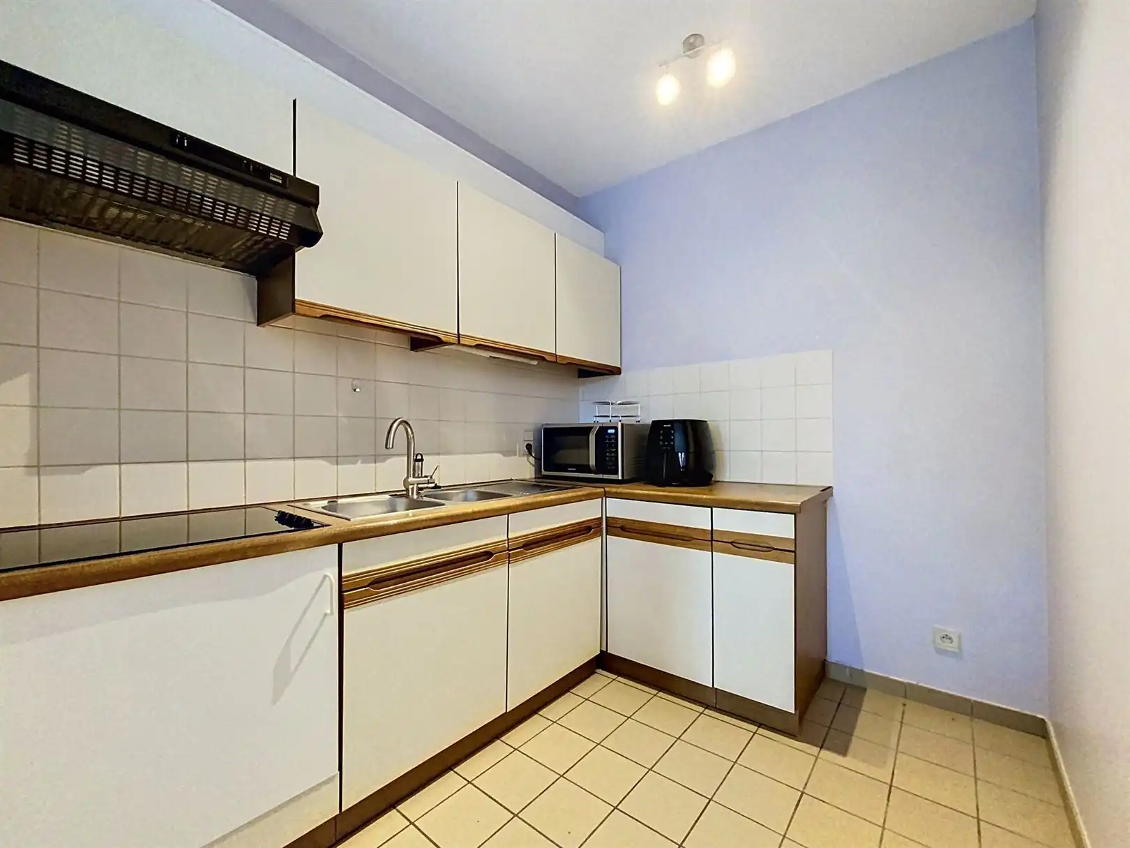 Instapklaar appartement nabij centrum Brasschaat foto 3