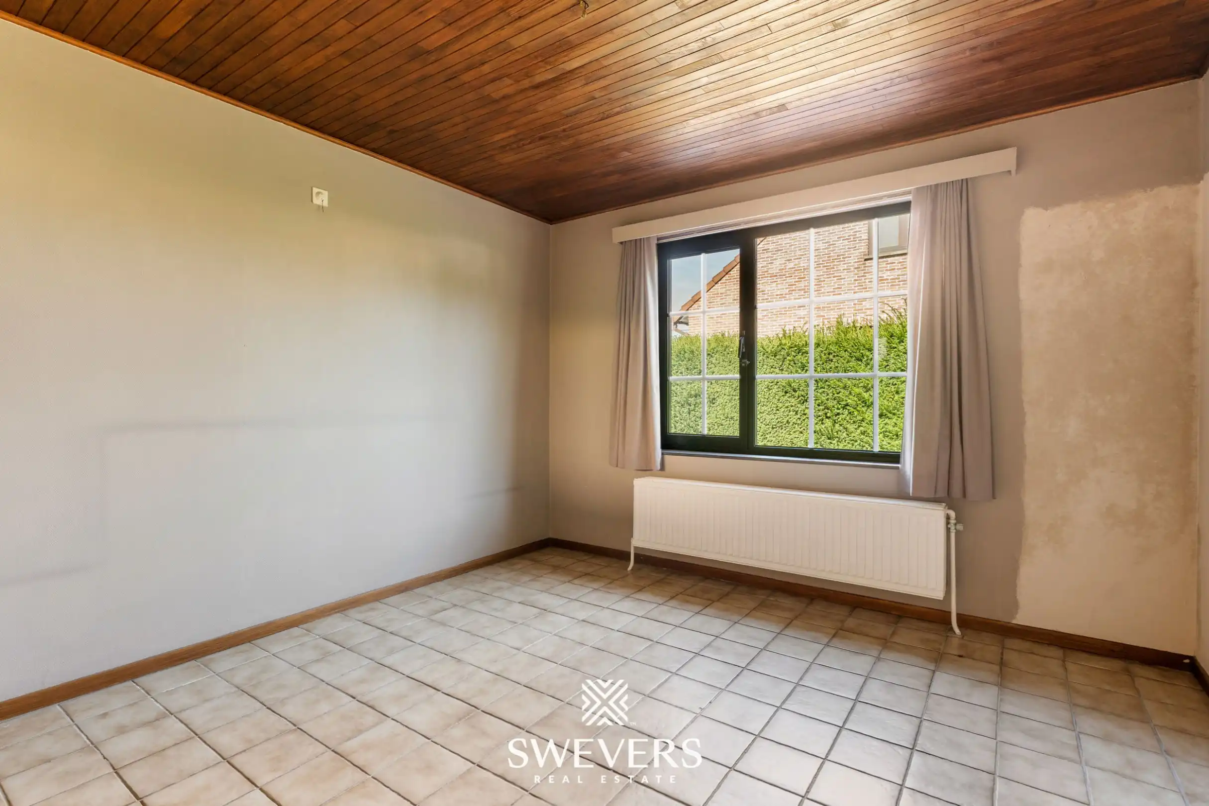 Te renoveren gelijkvloerse bungalow met 3 slaapkamers foto 14