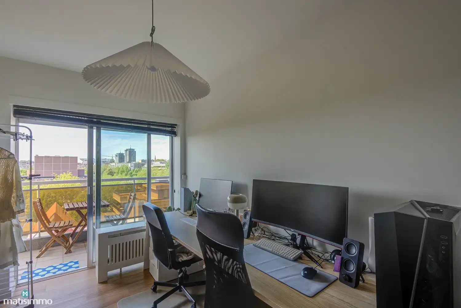 RECENT GERENOVEERD APPARTEMENT MET 2 SLAAPKAMERS, 2 TERRASSEN EN ZICHT OP HET GROEN IN DE KATARINAWIJK (OPTIONEEL: RUIME GARAGEBOX IN DE KELDERVERDIEPING) foto 19