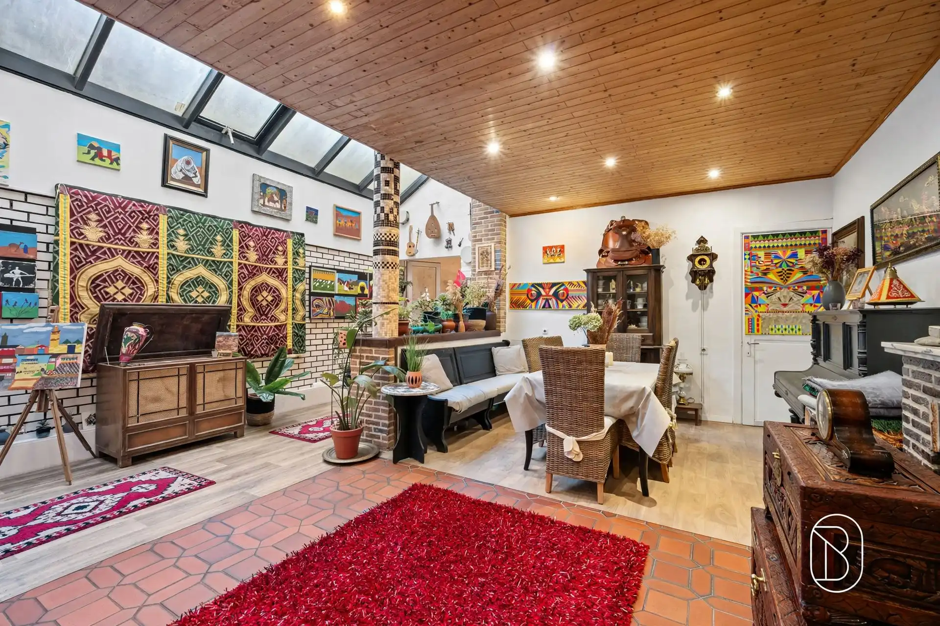 Grote karakterwoning met 5 slaapkamers en dakappartement. foto 11
