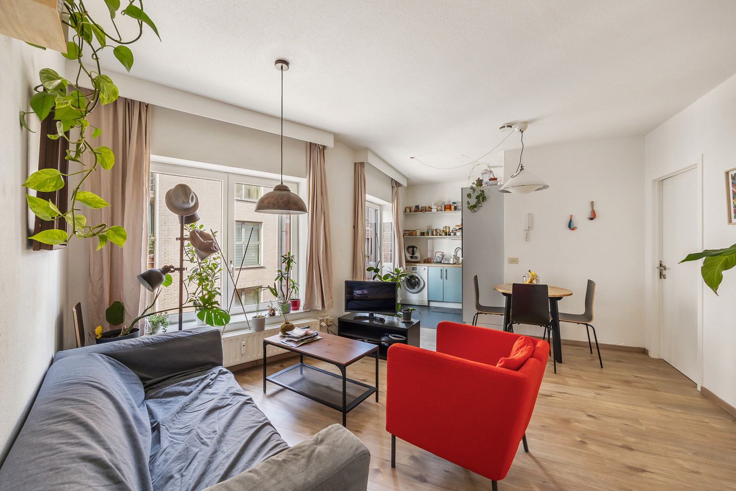 Bemeubelde flat op toplocatie in het historisch centrum foto 3