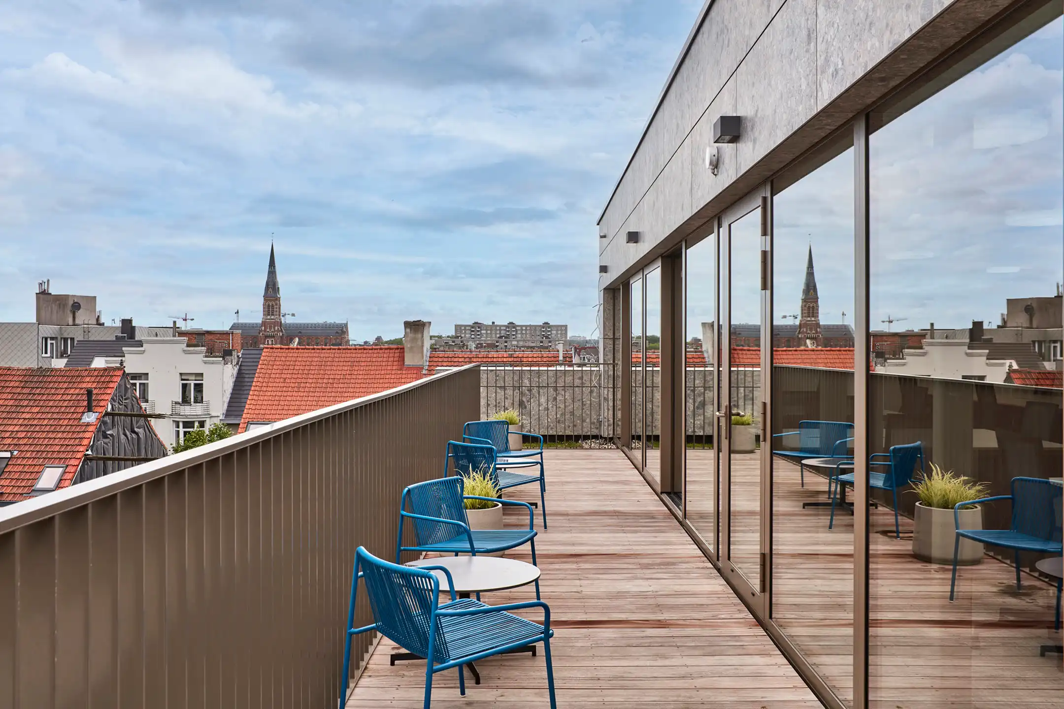 Kantoorruimte te huur te Antwerpen - Verdieping 2 foto 7