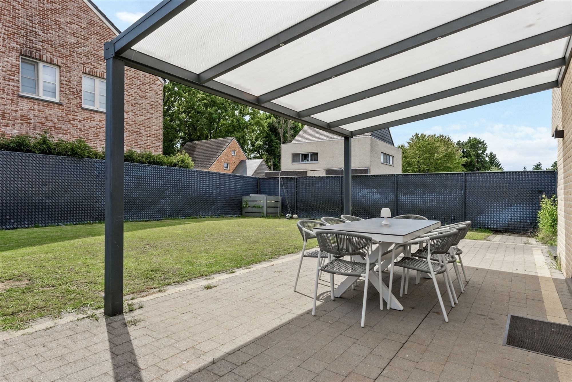 ZEER RUIME WONING MET 5 LAAPKAMERS OP RUSTIGE DOCH CENTRALE LIGGING IN KOERSEL foto 24