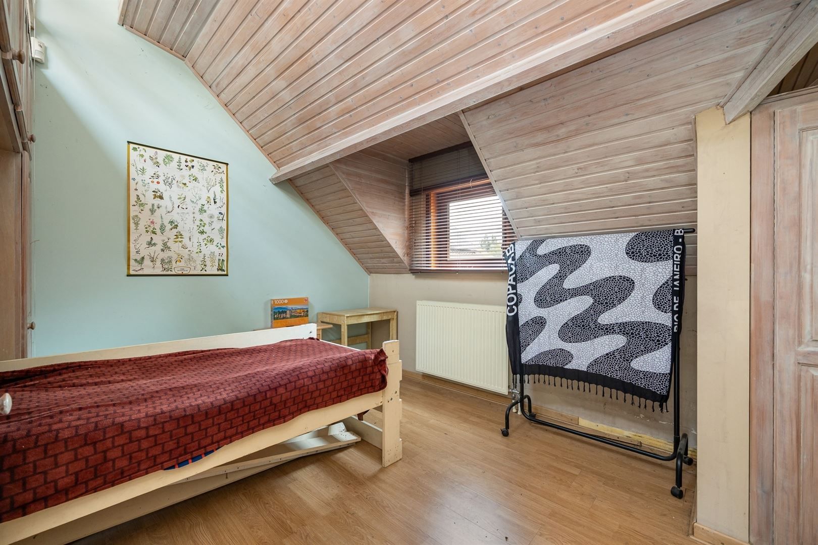 Karaktervolle half open villa met grote tuin 1.189m² in een rustige straat. foto 18