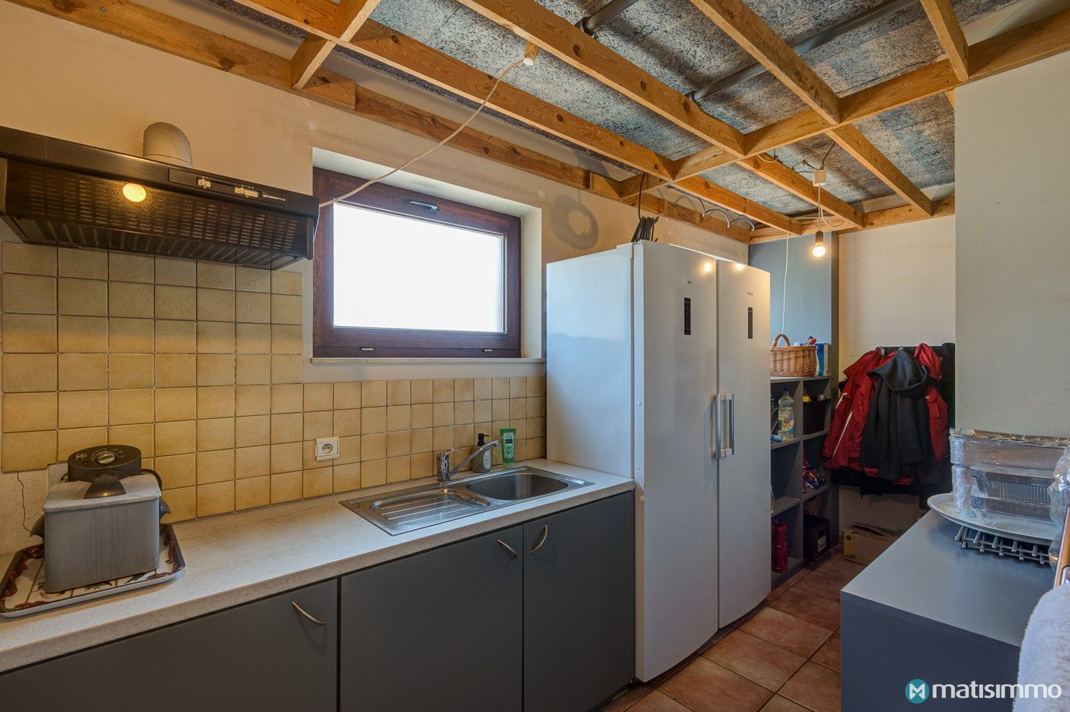 GEZINSWONING MET 4 SLAAPKAMERS, ZONNEPANELEN EN ZWEMBAD TE KORTESSEM foto 10