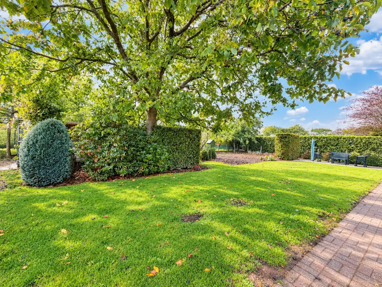 Ruime gezinswoning (4 slpks) op prachtig perceel van 1083m²! foto 16