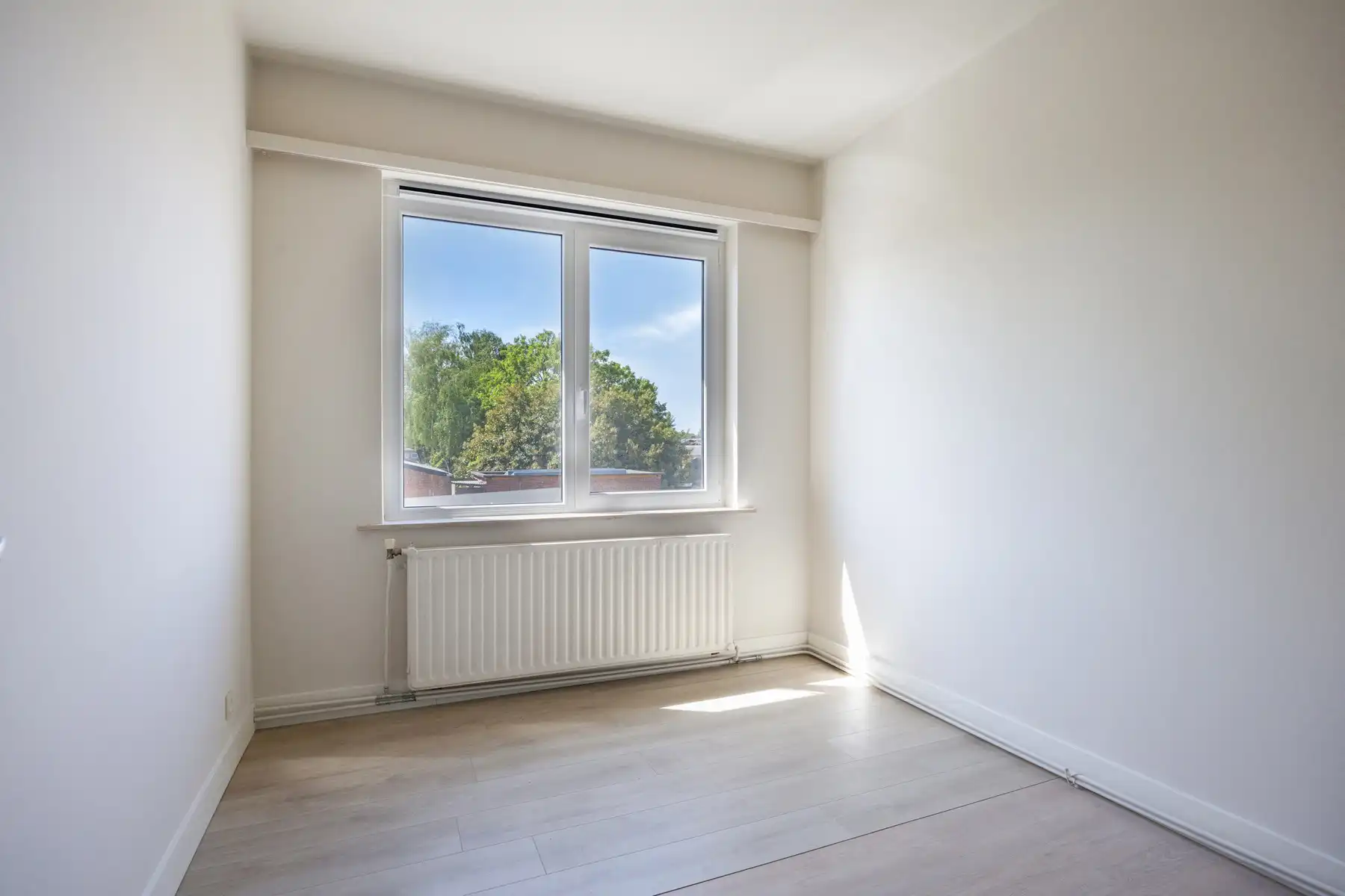 Ruim appartement met 2 slaapkamers, 2 badkamers en terras. foto 10
