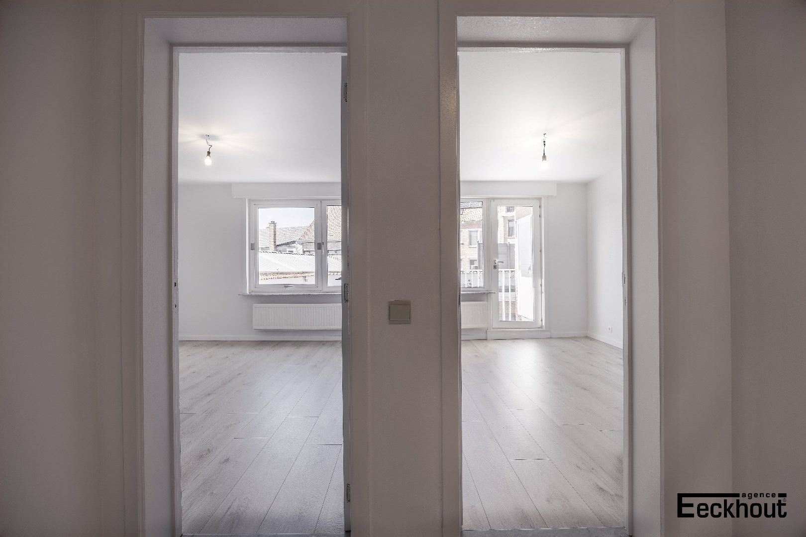 Lichtrijk appartement van 101m2 met supplementair 26m2 terrassen op gunstige ligging te Oostende! foto 7