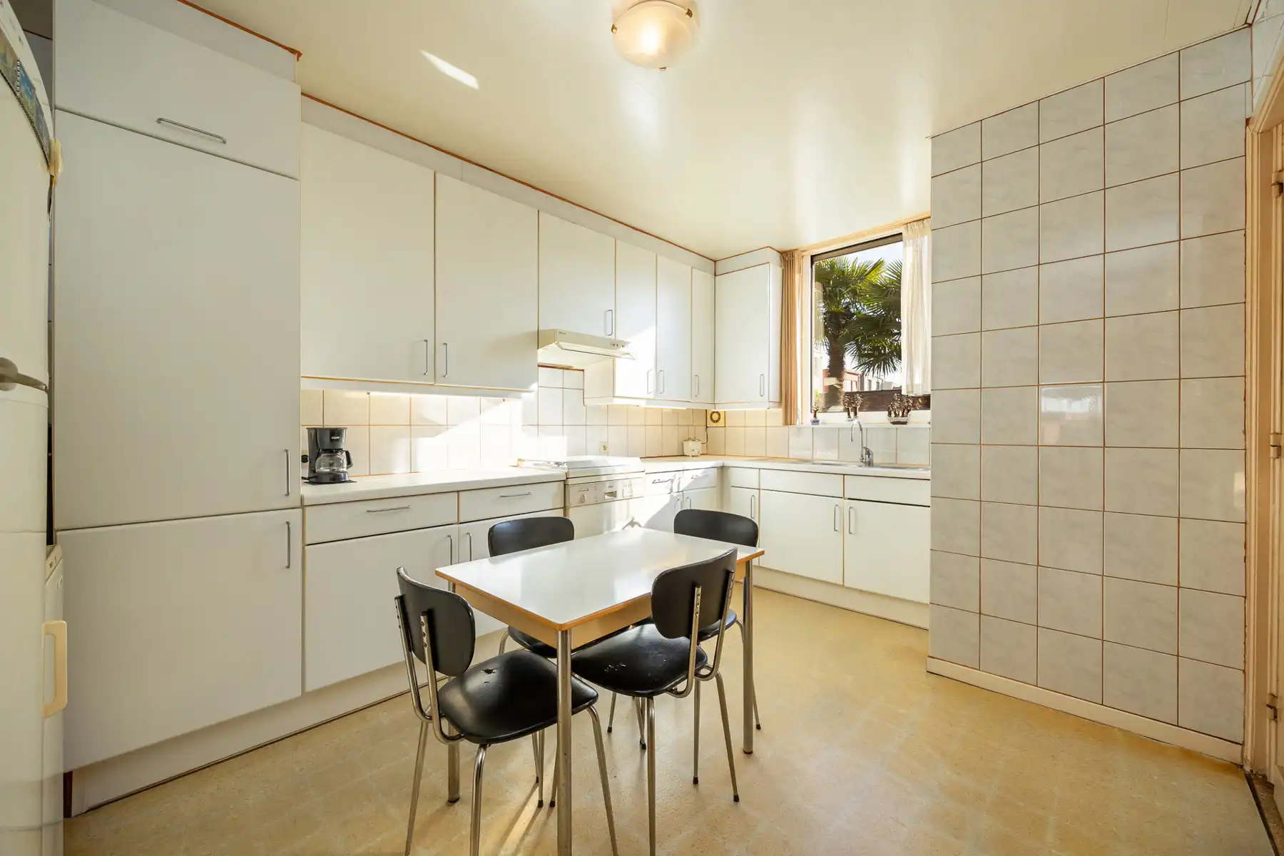 Charmante woning met naastgelegen bouwgrond foto 4