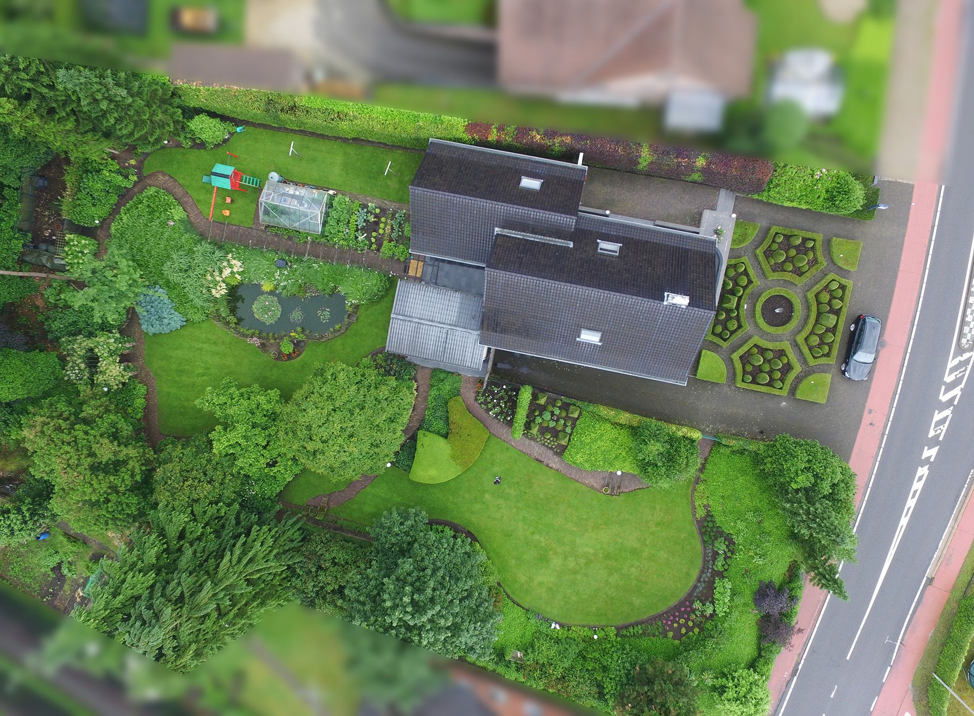 Ruime woning met kantoorruimte + extra bouwgrond op prachtige ligging te Eksel foto 3