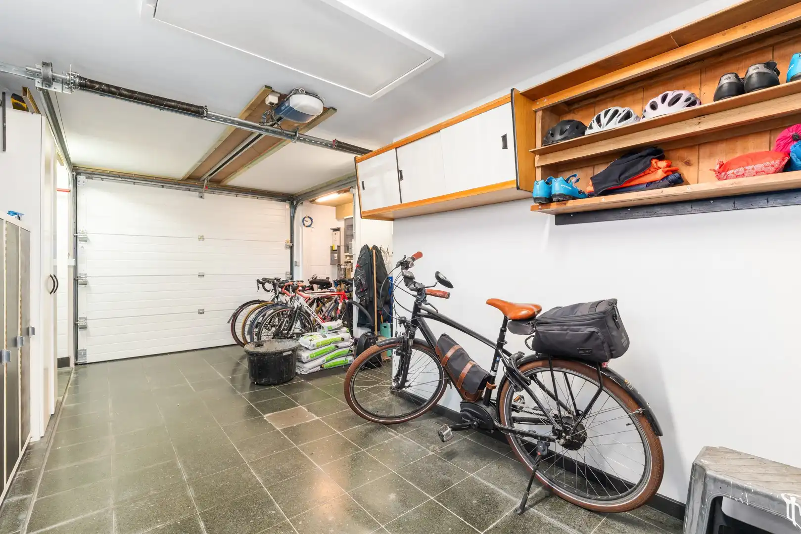 Instapklare vrijstaande villa op een mooi perceel van 844 m² foto 24