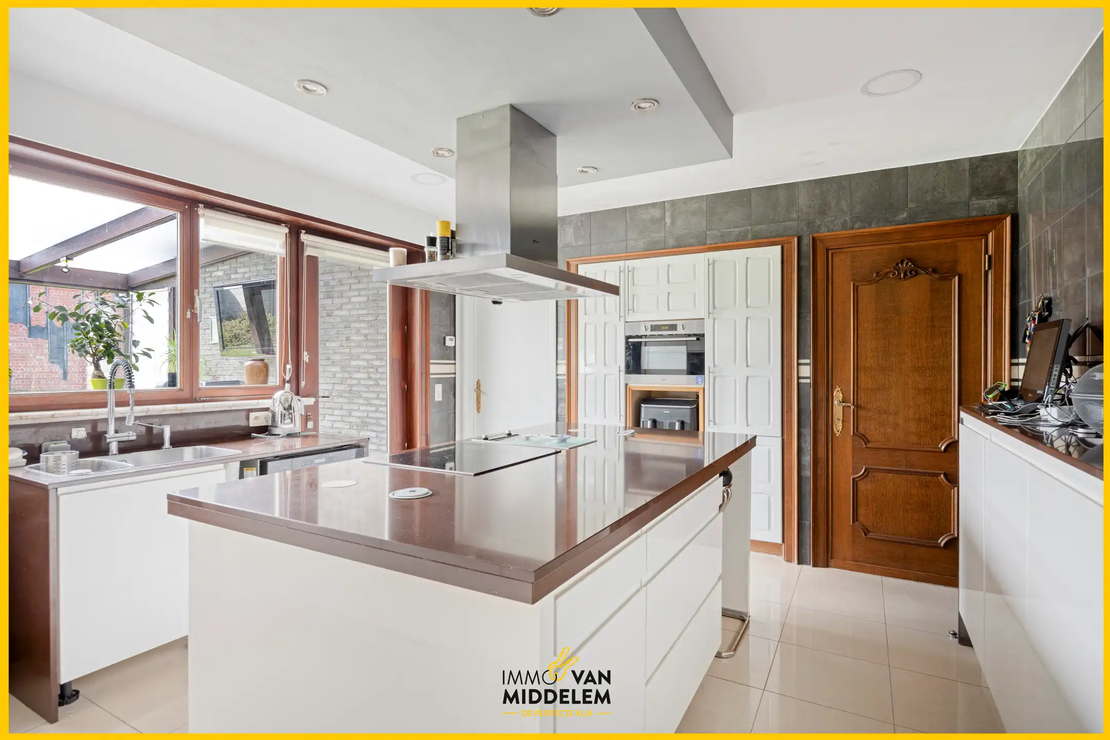 RUIME VILLA (6 KAMERS) MET BOUWGROND foto 7