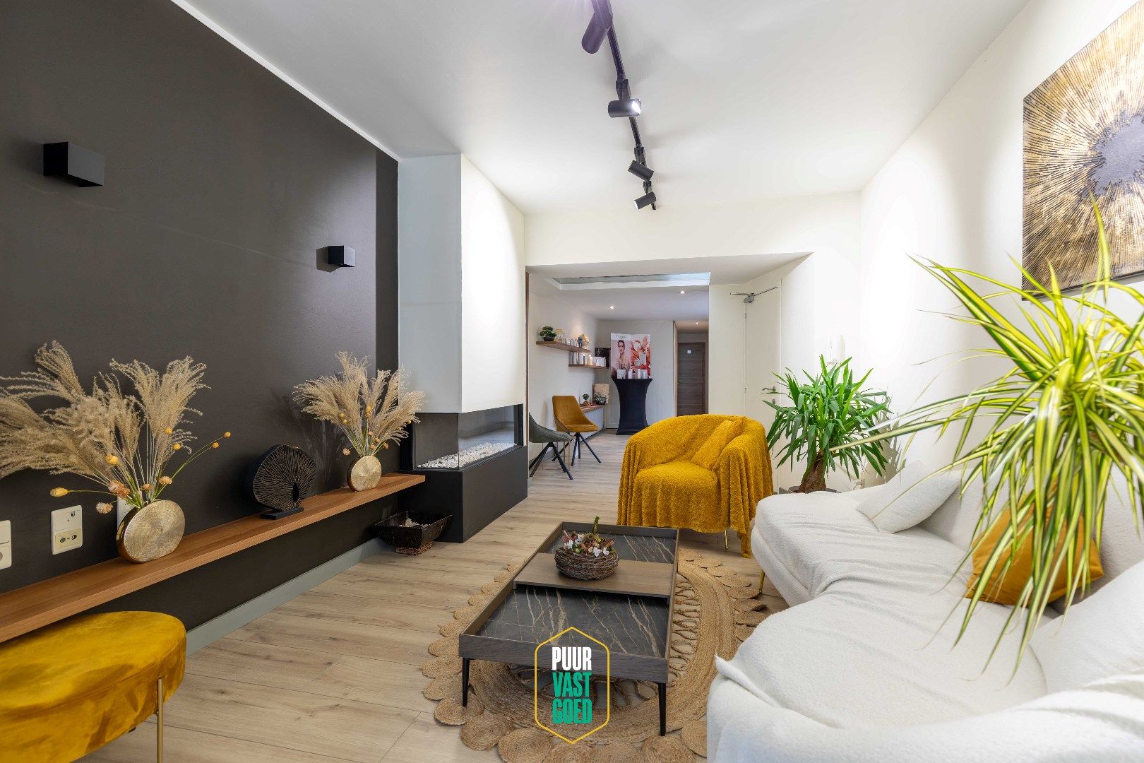 Buitengewoon potentieel in gerenoveerd pand in hartje Nieuwpoort foto 4