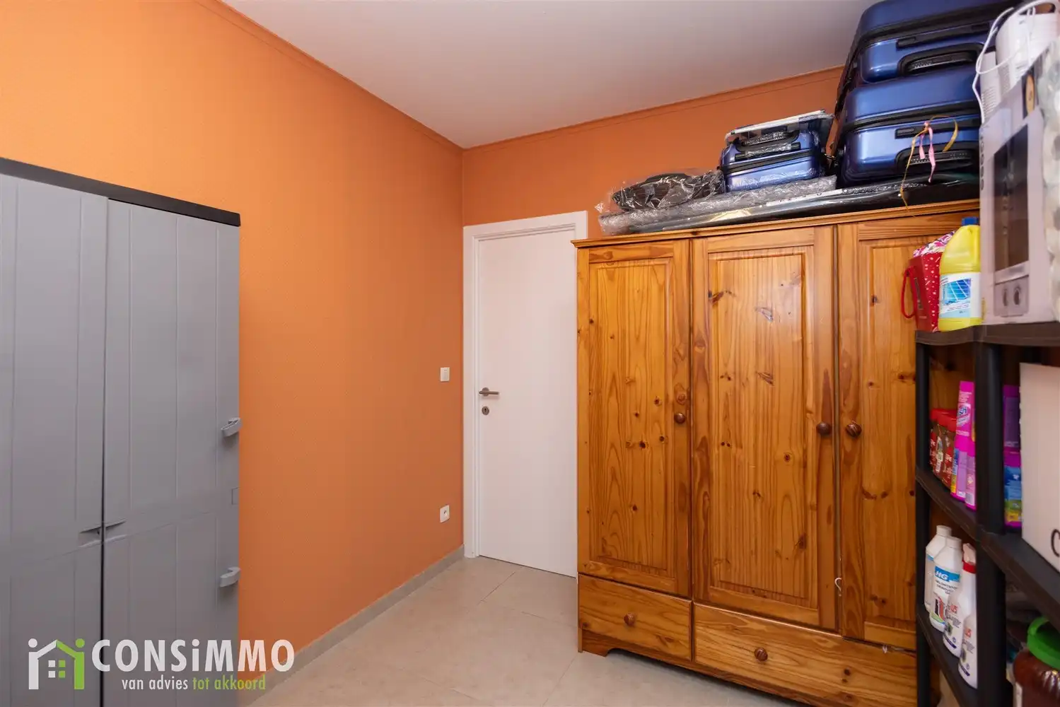 Instapklaar appartement met 3 slaapkamers en overdekt terras in Genk foto 18