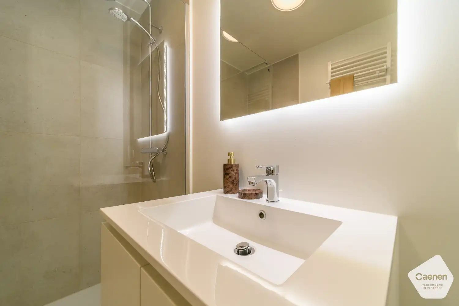 Ruim nieuwbouwappartement met 1 slaapkamer, volledig afgewerkt en instapklaar foto 14