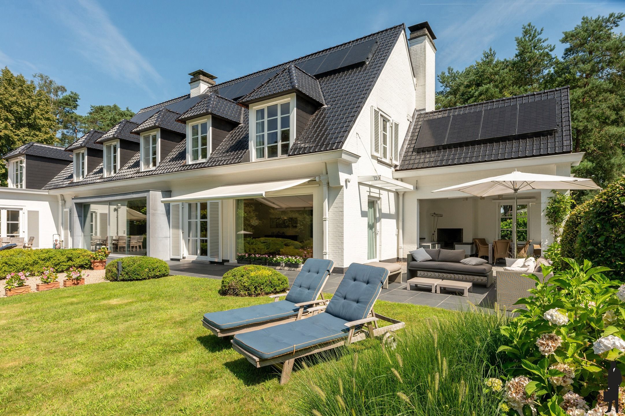 Een tijdloze statige villa, in perfecte staat van onderhoud op 5.040 m² grond! foto 35