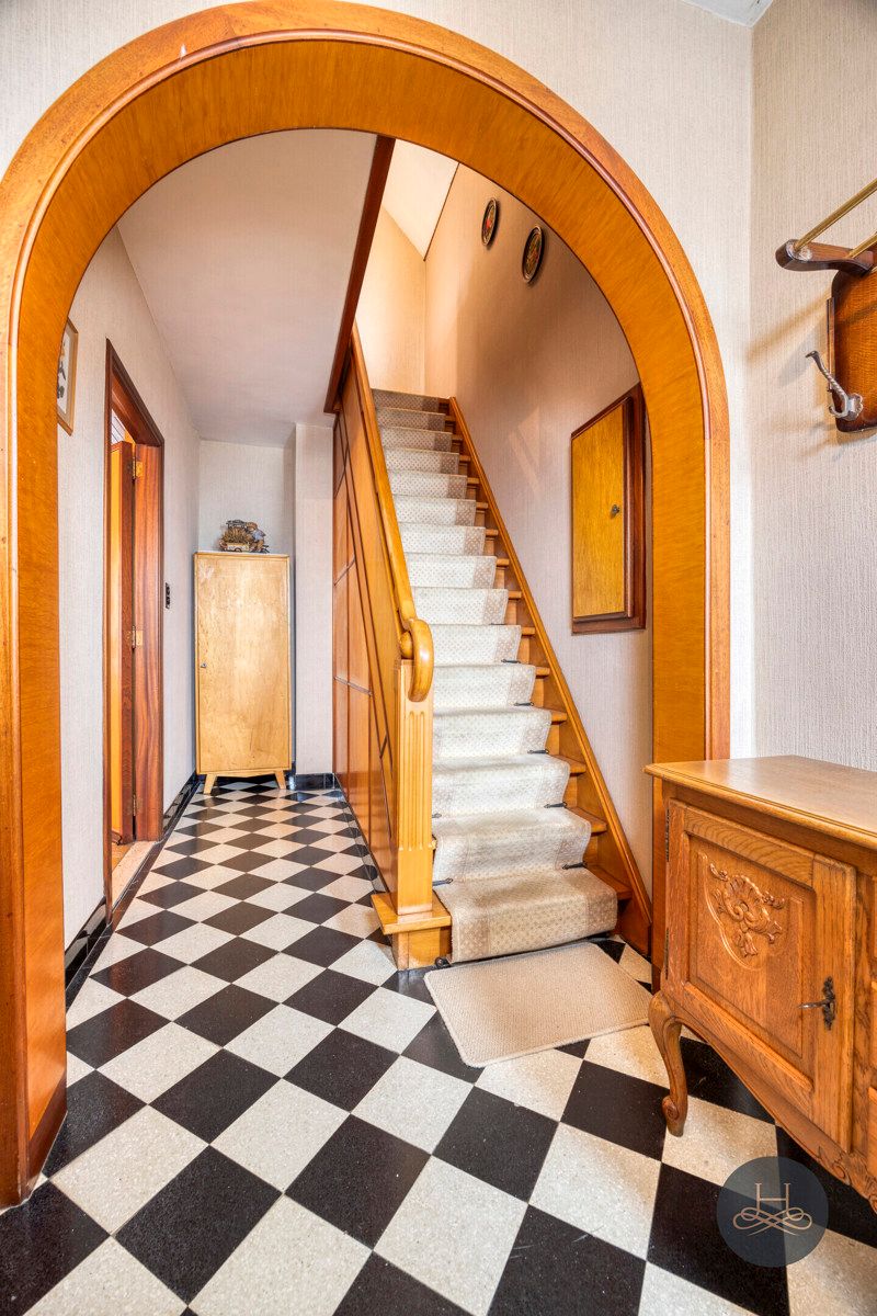 Te renoveren woning in rustige omgeving foto 2