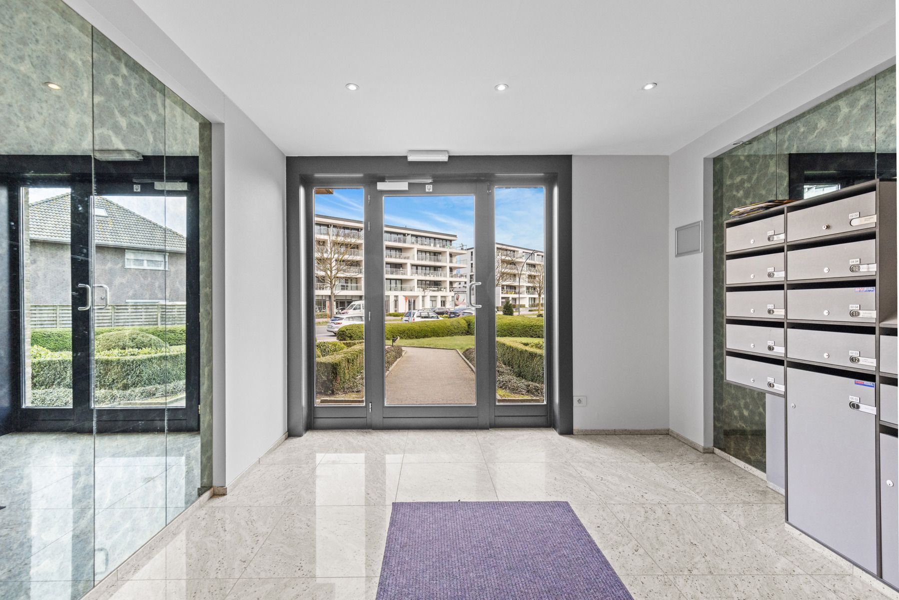 Ruim en lichtrijk appartement te koop in Oostende foto 16