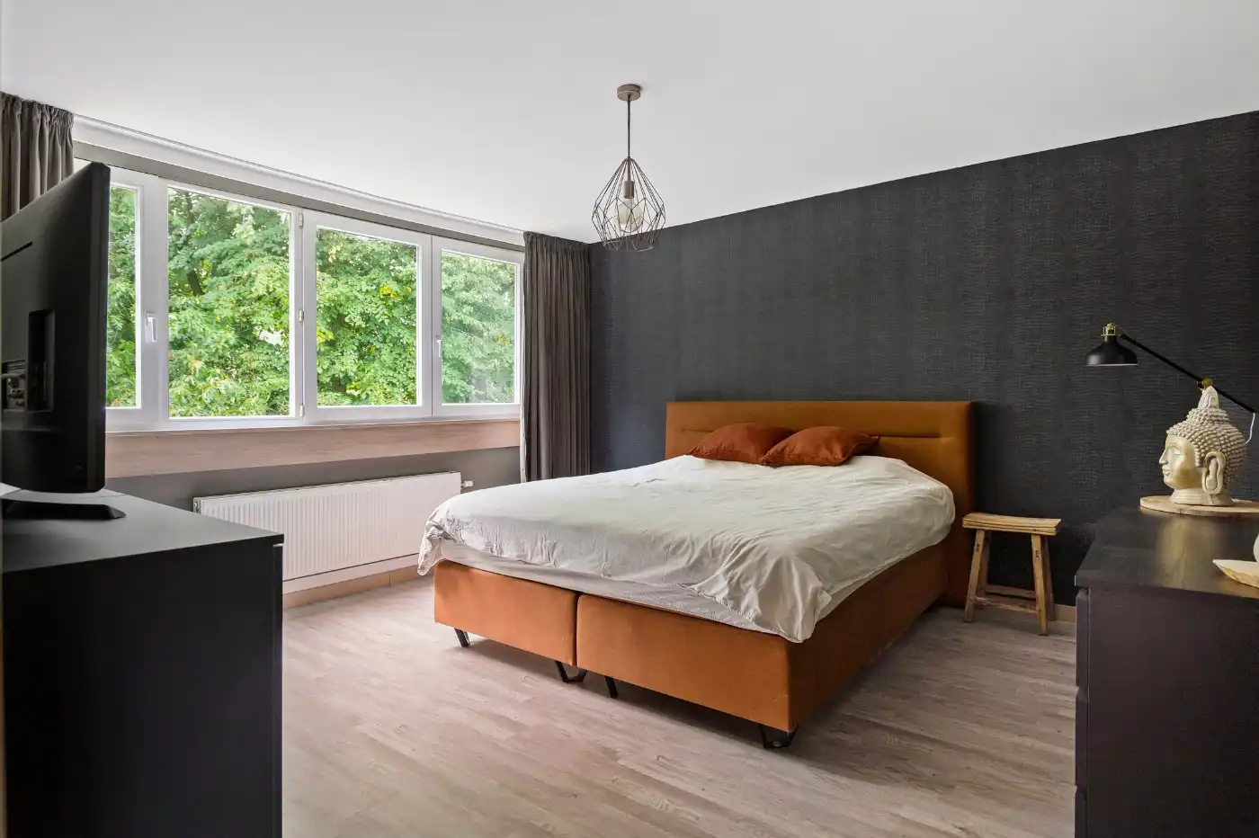 Instapklare bel-etage met 2 slpk, garage én gezellige tuin foto 11