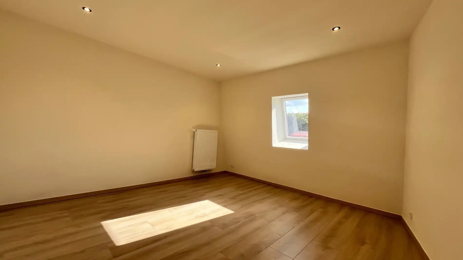 Grote woning met inpandig terras, 3 kamers, tuin,... foto 18