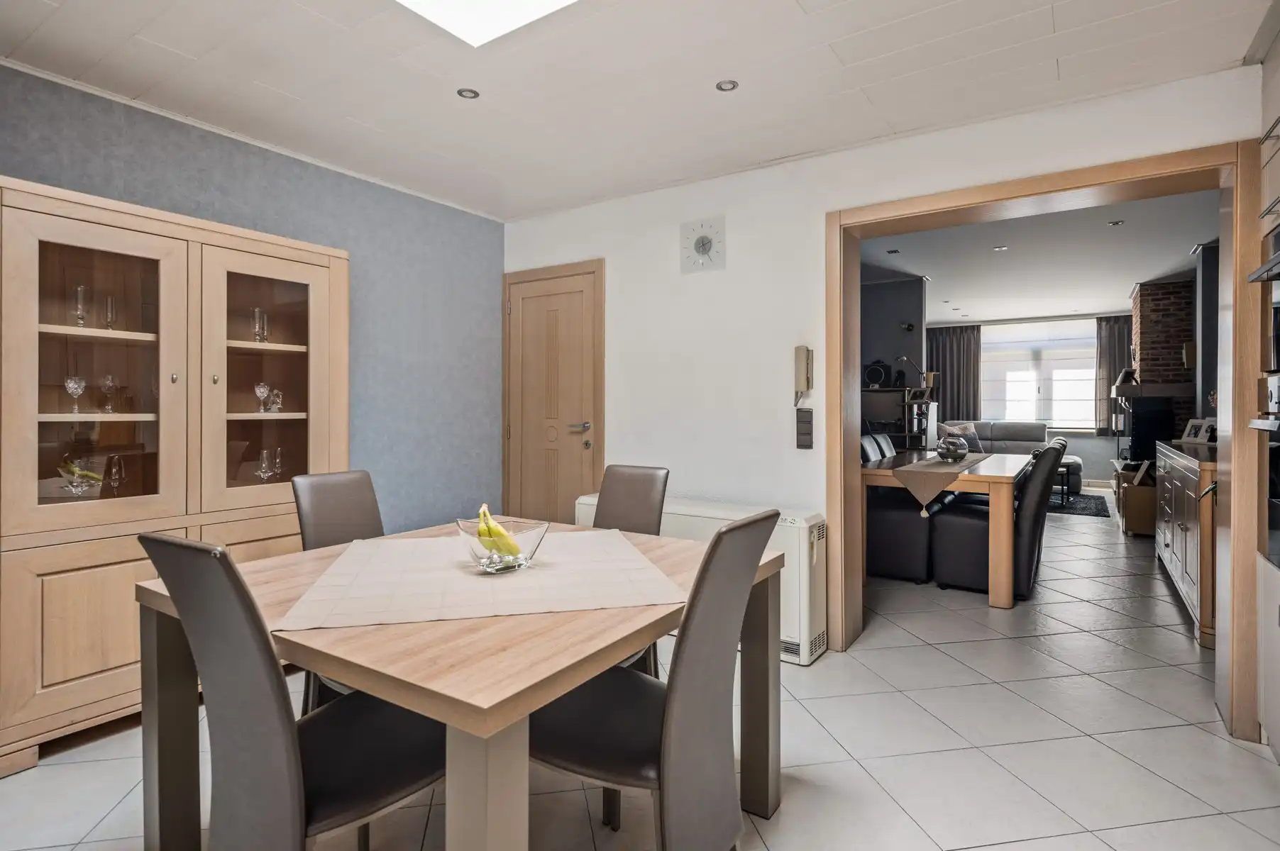 Centraal en strategisch gelegen halfopen woning foto 9