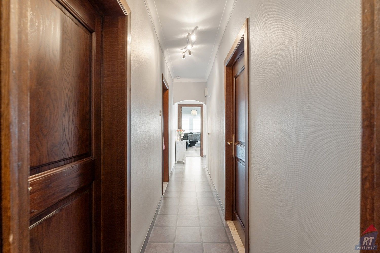 Instapklare bungalow met 3 slaapkamers gelegen in het rustige Velm foto 4