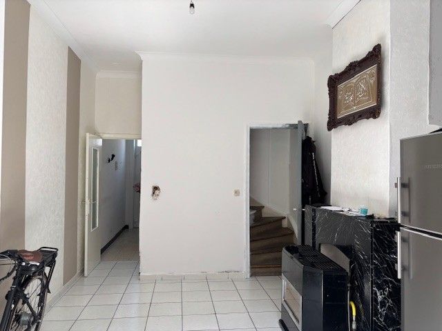 Te renoveren woning met 2 slaapkamers nabij het Astridpark. foto 3