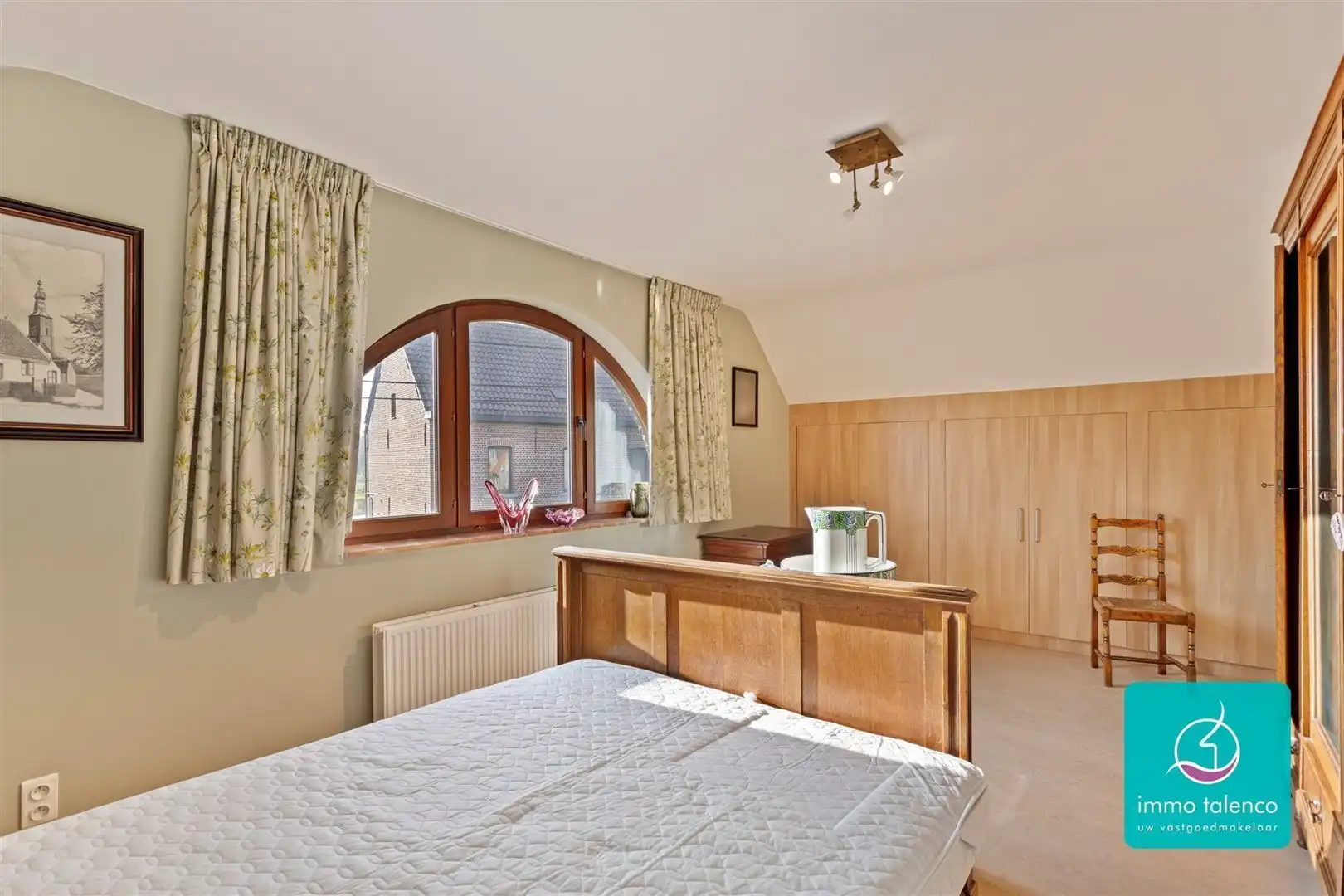 Alleenstaande VILLA - 4 SLPKS - 4 are 10 ca - Tuin - Garage  foto 21