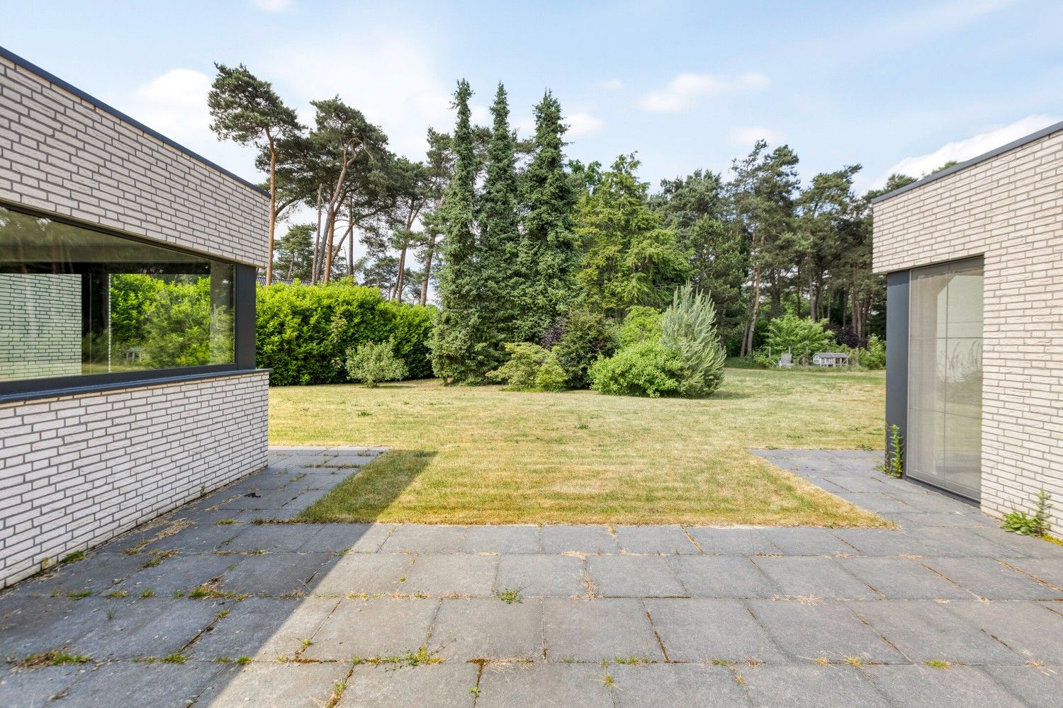 Ruime, energiezuinige bungalow op een toplocatie in residentiële villawijk foto 42