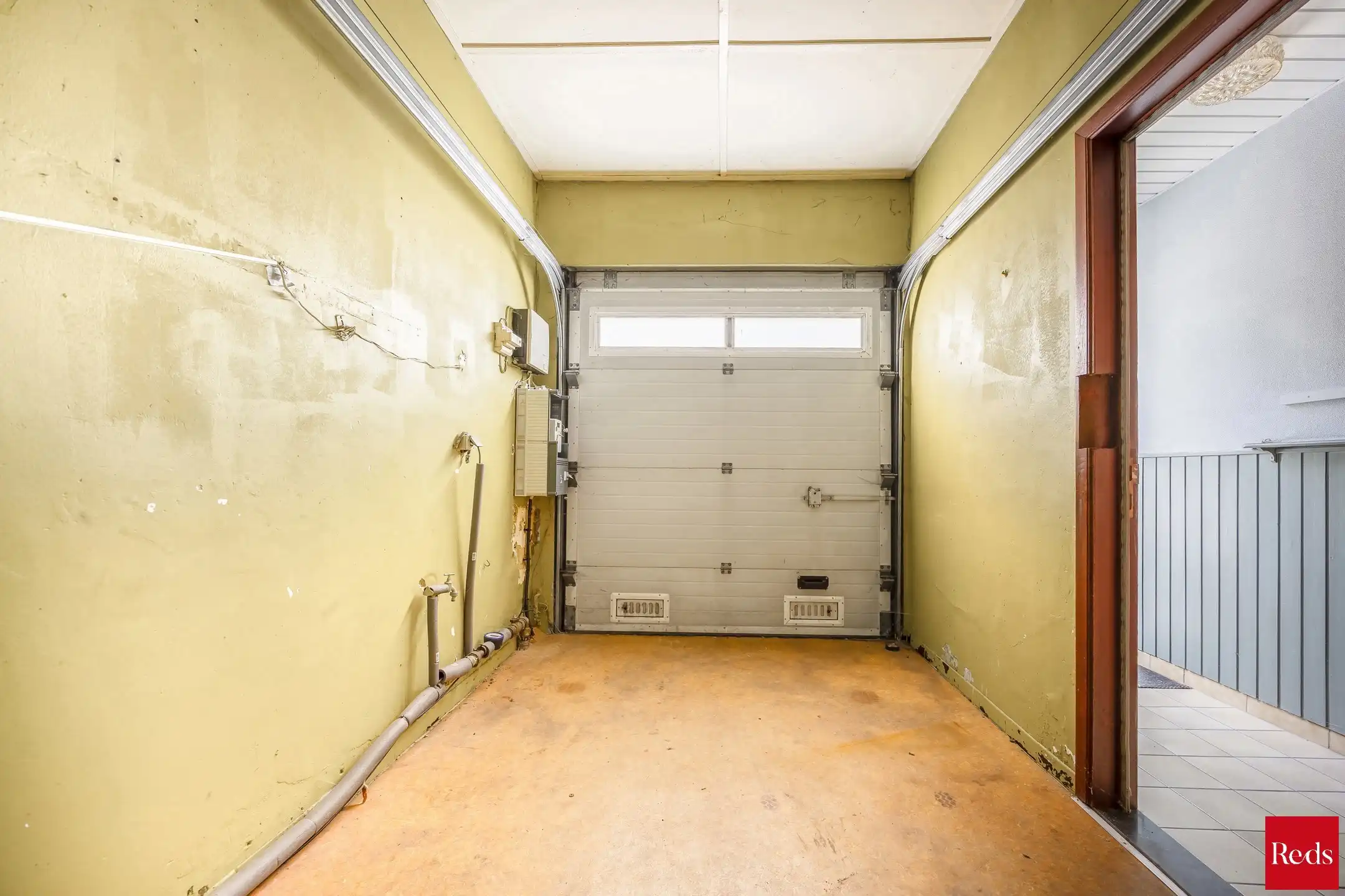 te renoveren woning met 3 ruime slaapkamers , garage en tuin foto 19