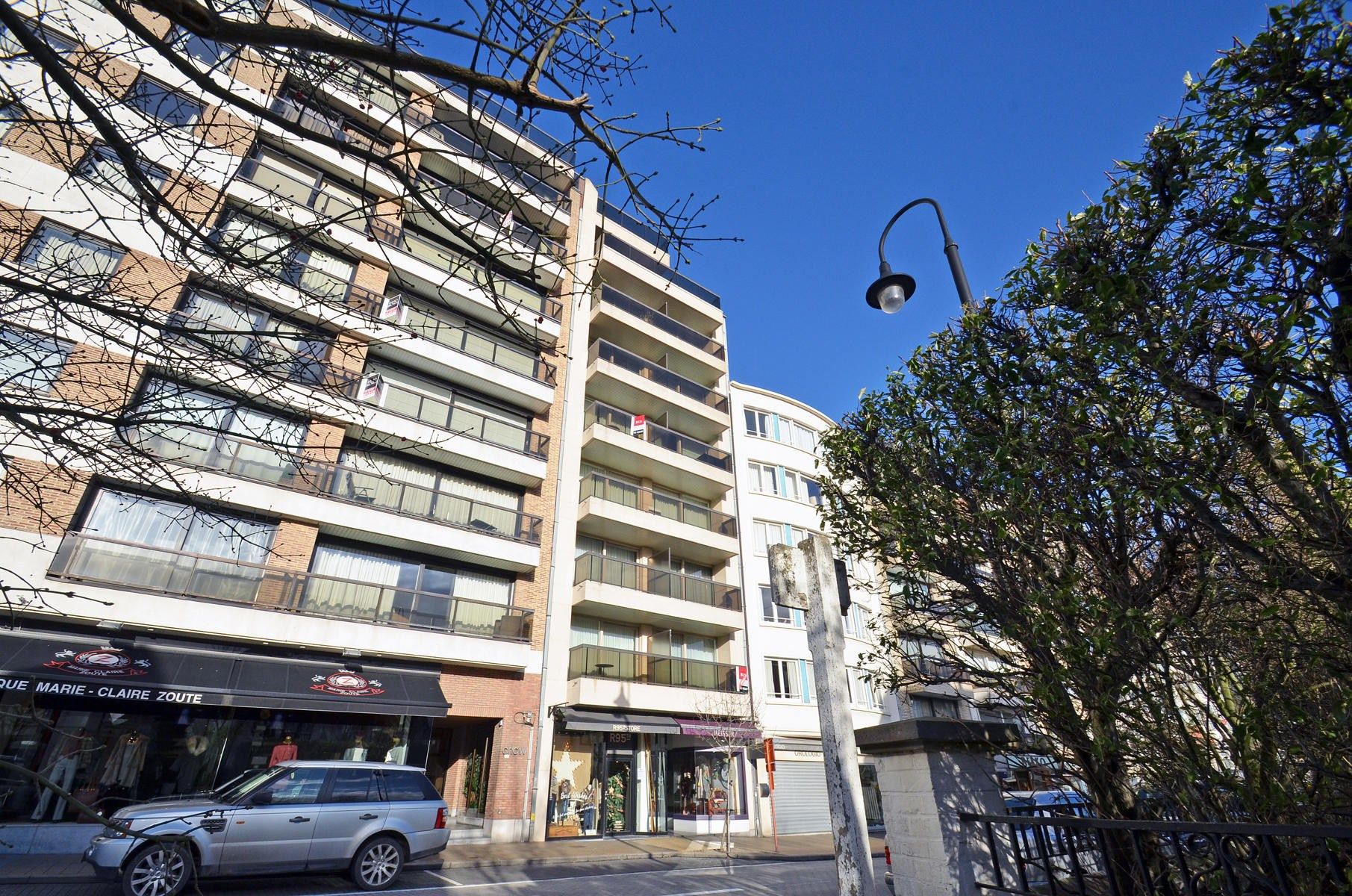 Gemeubeld appartement op de vijfde verdieping gelegen in hartje Zoute op enkele passen van het Albertplein en de zee foto 10