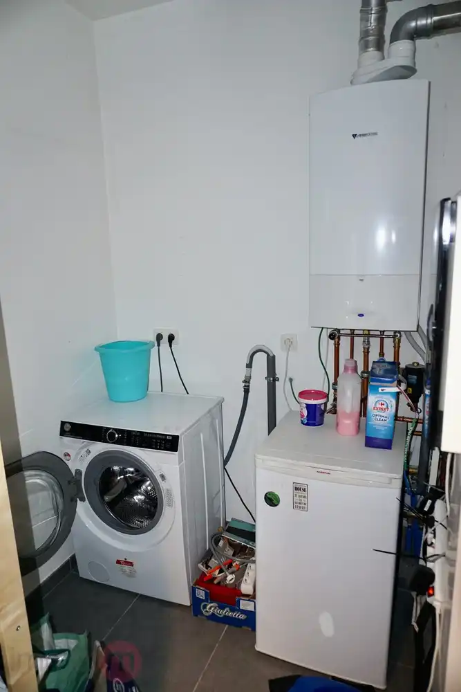 Recent appartement met 1 slaapkamer, terras en autostaanplaats. foto 11