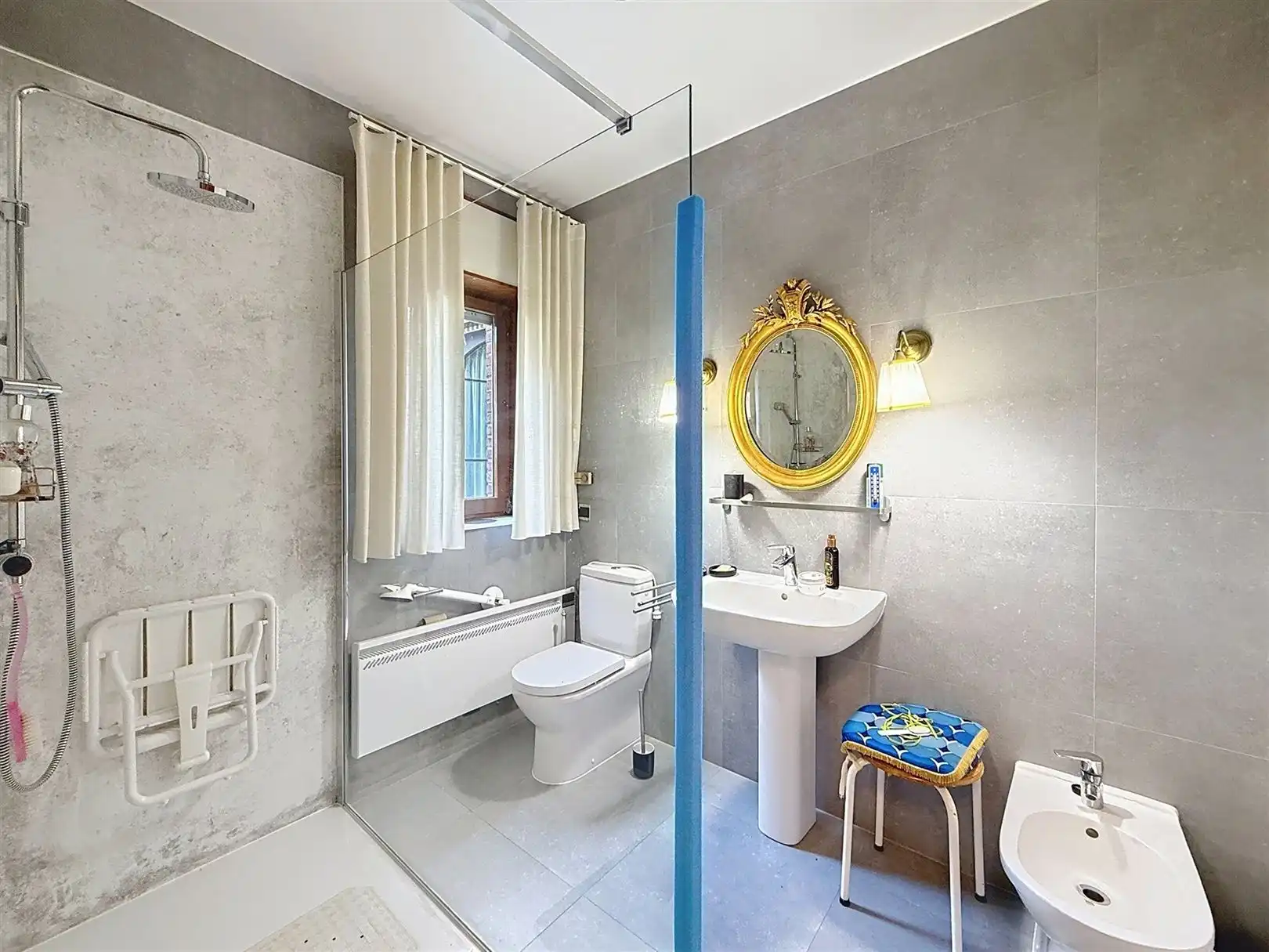 Op te frissen villa, 3/4 slpks + zolder, tuin en garages foto 18