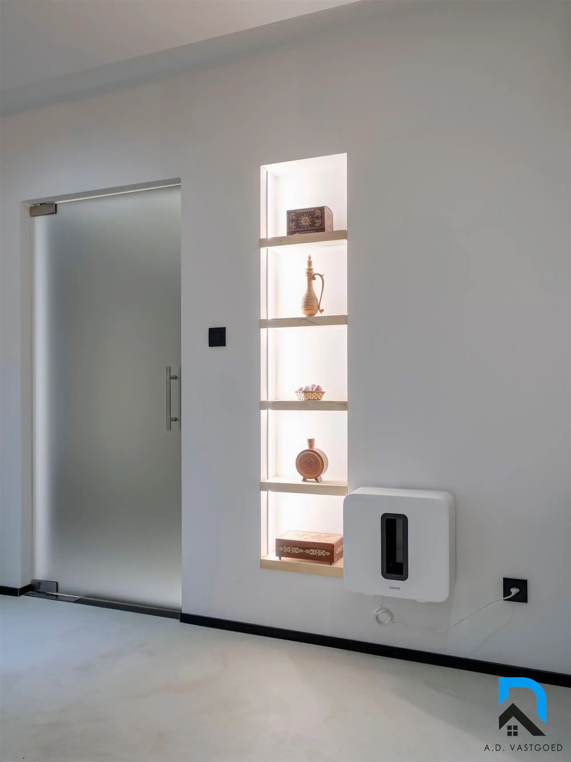 Ruime woning met prachtige tuin foto 9