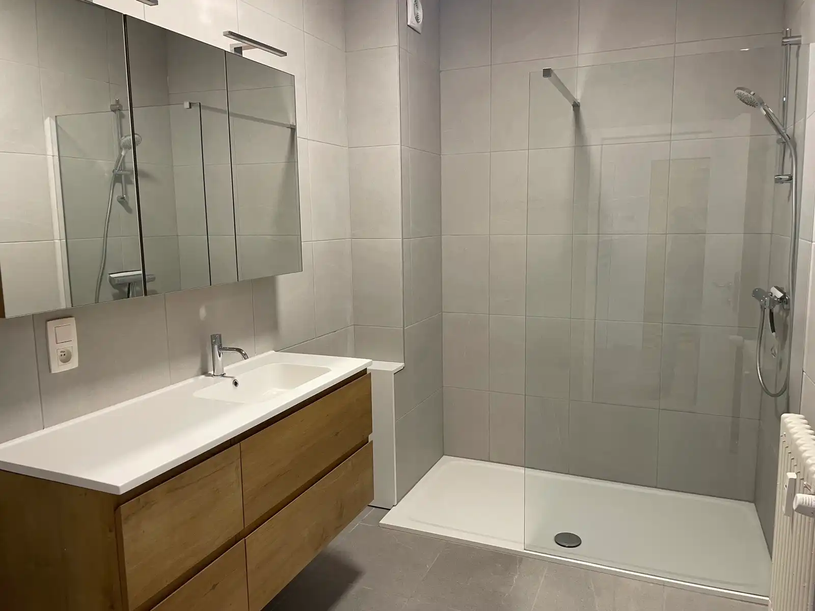 Leemans Immobiliën biedt u dit instapklare appartement te huur aan in Asse foto 13