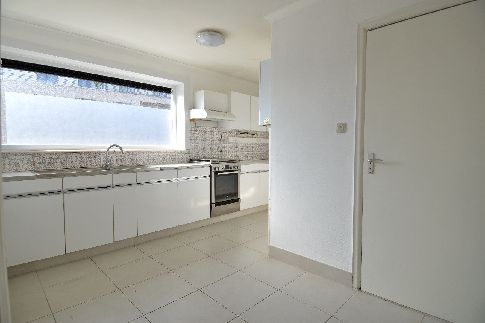 Instapklaar 2-slaapkamerappartement met terras te koop in Gullegem-centrum foto 2