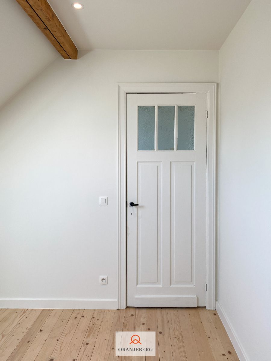 Gerenoveerde herenwoning met 4 slpk's vlakbij Muinkpark foto 34