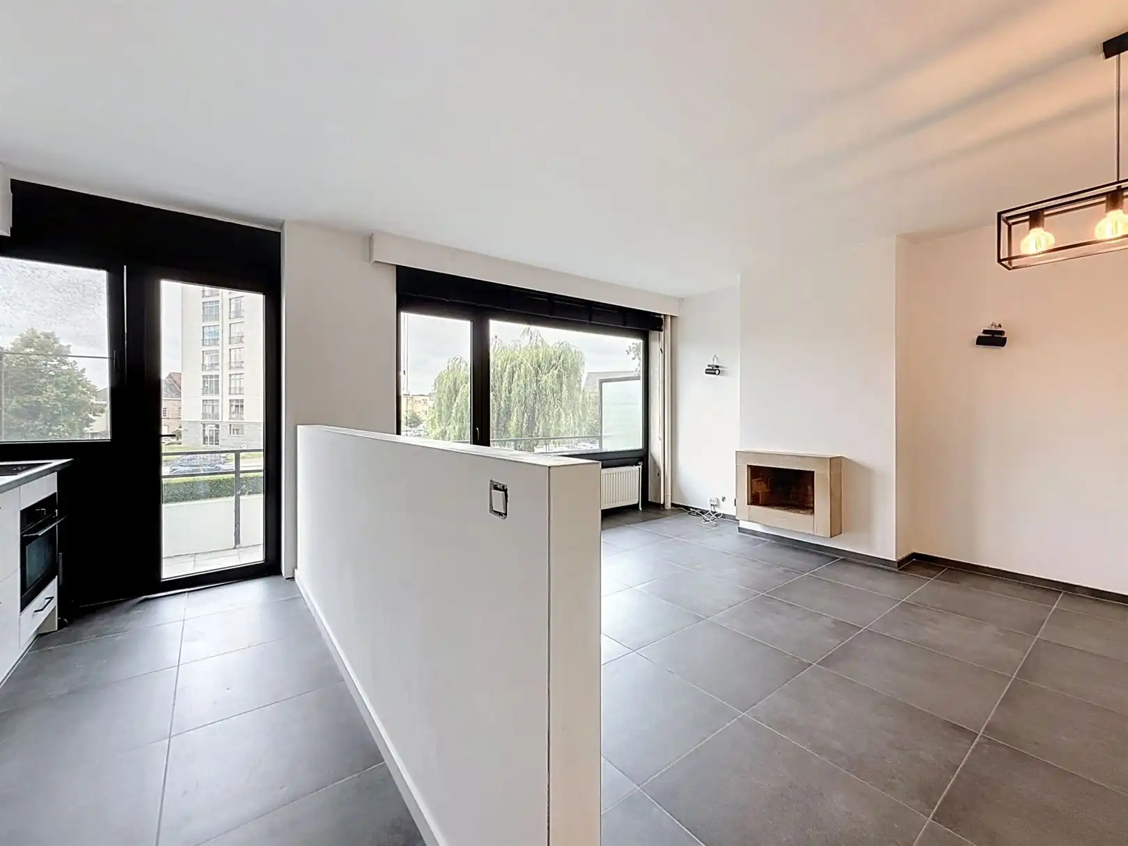Gerenov. app met 2 slpks, 1ste V, kelder en garagebox foto 12